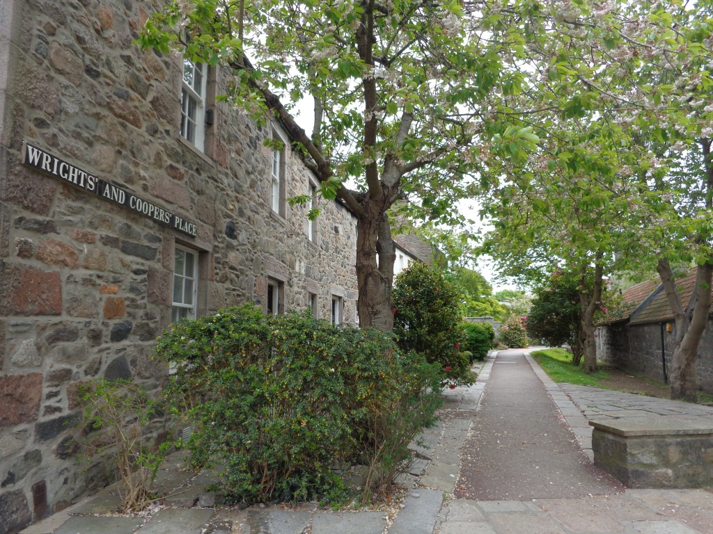 Photo of an old building and lane in Aberdeen