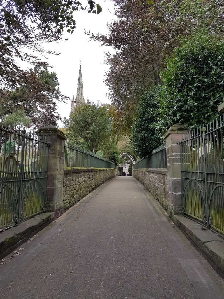 Photo of a footpath between two cemeteries in the centre of Montrose